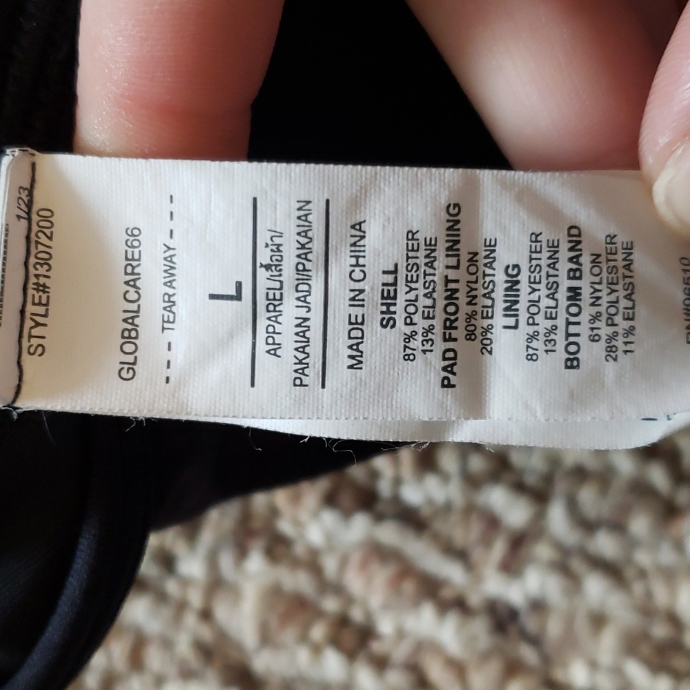Under Armour sports bra - Picture 4 of 4